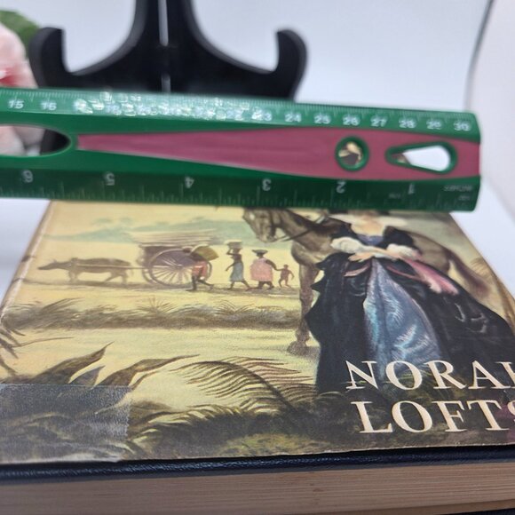 Vintage Book 1947 - Silver Nutmeg - by Norah Lofts - Picture 14 of 15